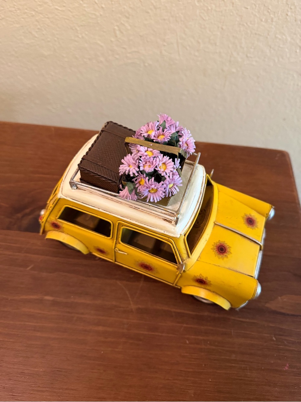 Mini Cooper - Picture 3 of 5